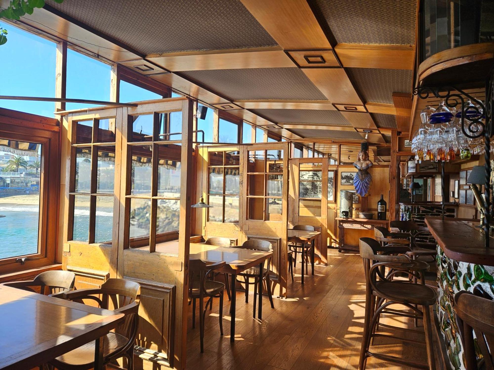 וינה דל מר Hotel Restaurant Capducal מראה חיצוני תמונה