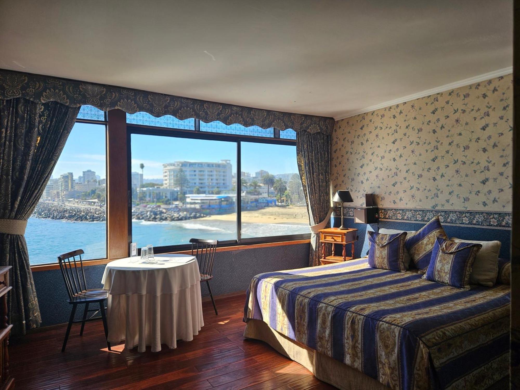 וינה דל מר Hotel Restaurant Capducal מראה חיצוני תמונה